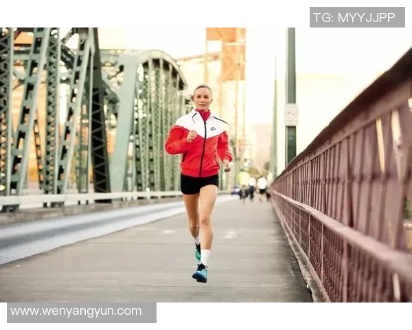 高清图头像展现女性足球明星的风采与魅力，尽显运动之美与个性风格